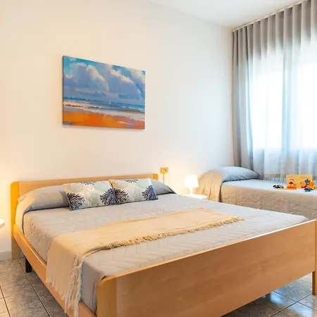 Bilocali Casa De Lazzari - Piazza Brescia - Adria - Family * Lido di Jesolo