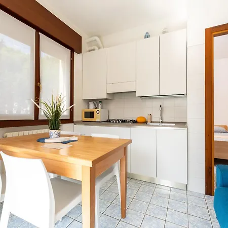 Bilocali Casa De Lazzari - Piazza Brescia - Adria - Family