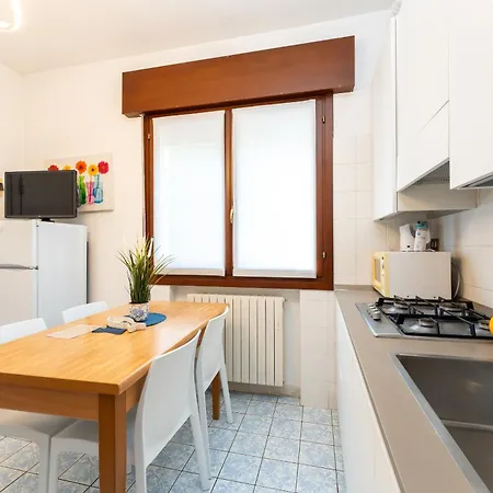 Bilocali Casa De Lazzari - Piazza Brescia - Adria - Family Appartement *